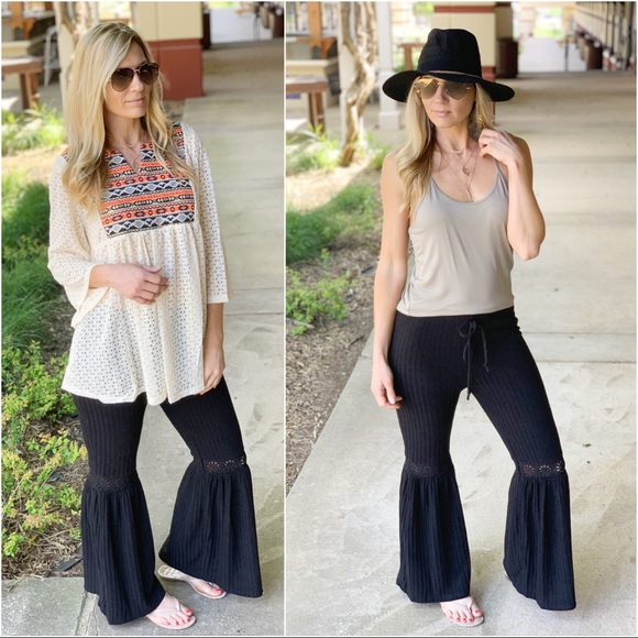 ✨LAST ONE✨Black Ribbed Bell bottom beach pant - Picture 2 of 4